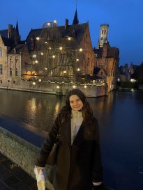 Gülsüm Mihran Kizil Koc, Türkei